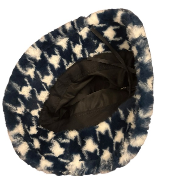 Women’s Fuzzy Black and White Bucket Hat - Picture 2 of 5